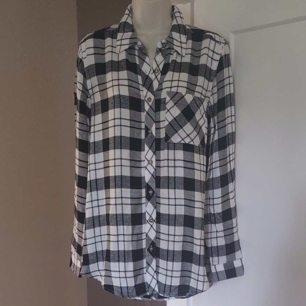 Maurices Black & White Plaid Tunic Tie Back Detail - MEDIUM
